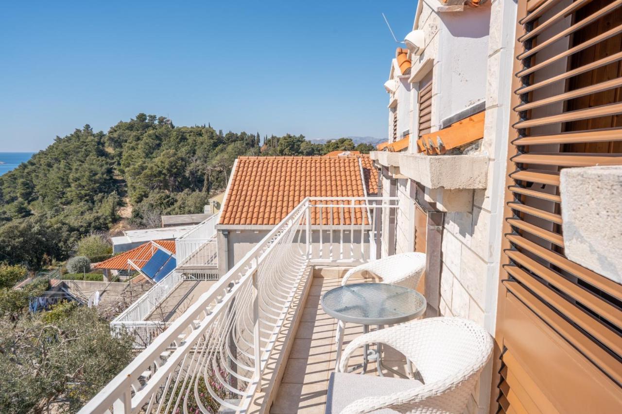 Apartments Liza Кавтат Екстериор снимка