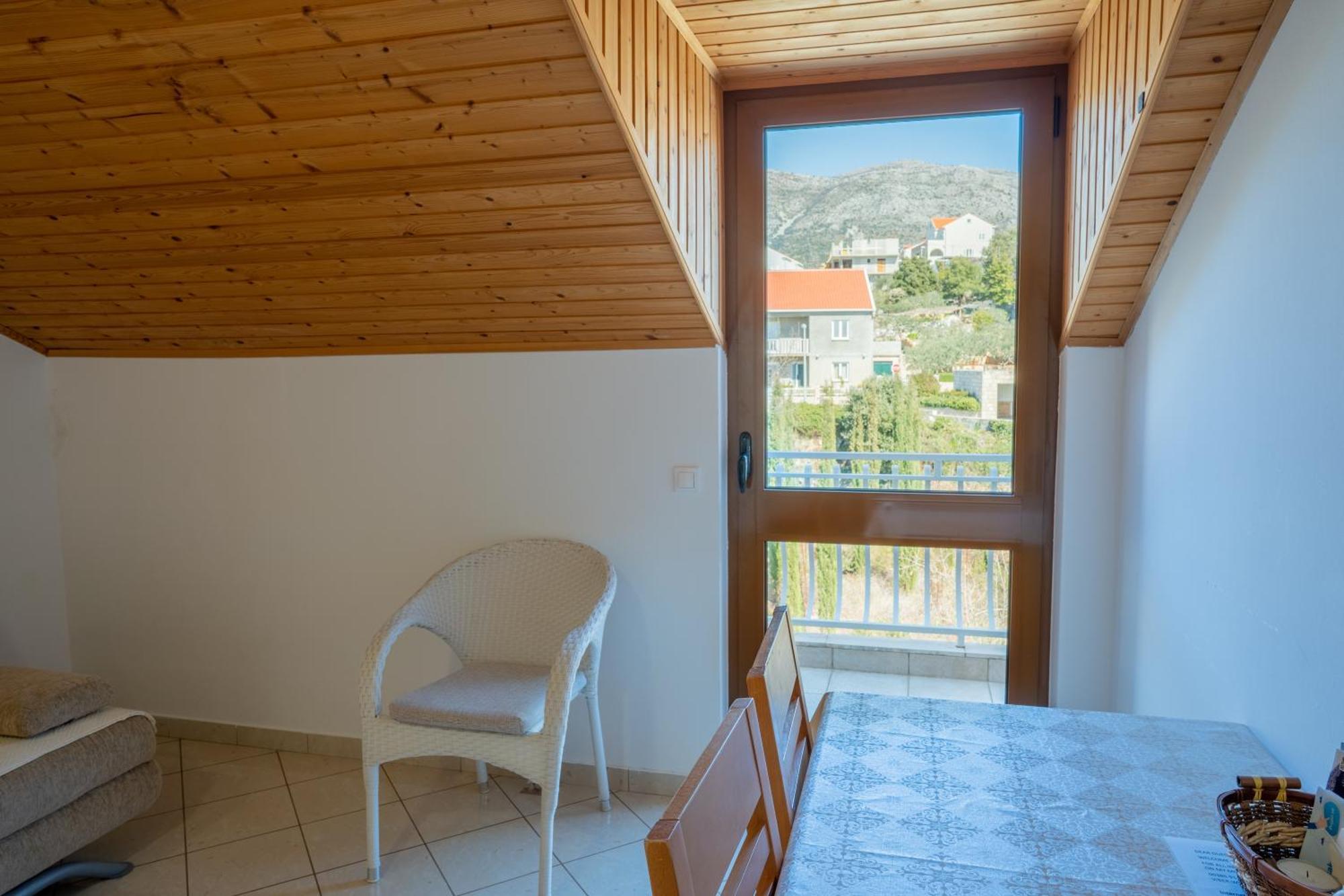 Apartments Liza Кавтат Стая снимка